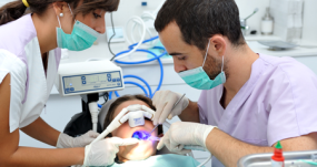 Comunicacion entre dentista y asistente